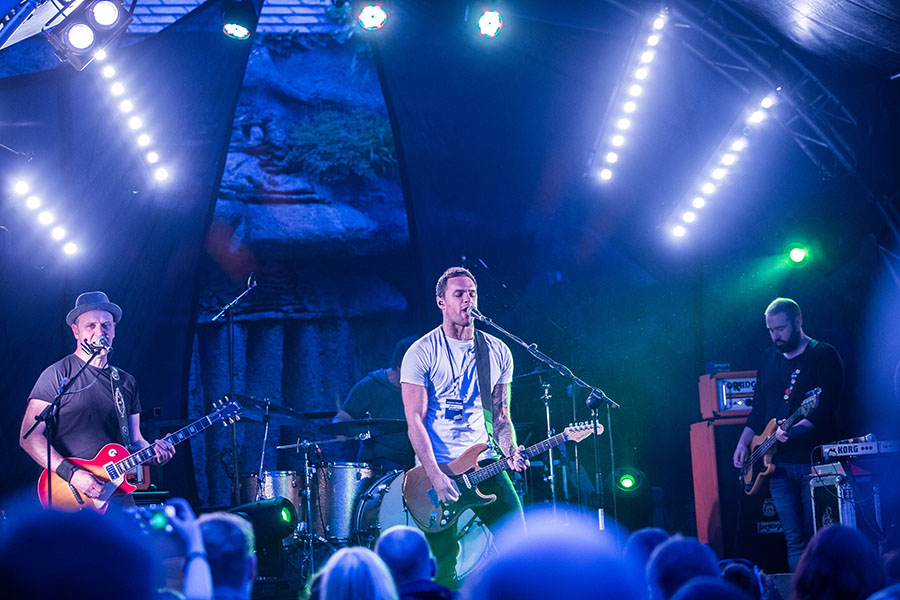 Concert Photographers - E17