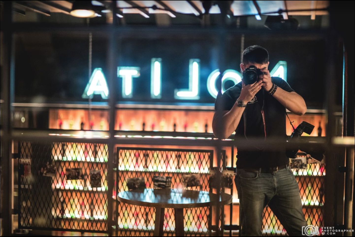 Professional Photographer Dublin Working At Corporate Event - E17