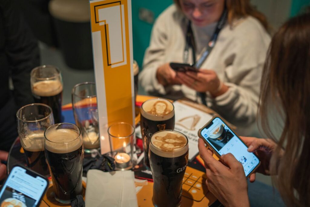 Corporate Networking Event At Gravity Bar - E17